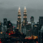 Pound slips as GBP/EUR hits 1.16 before falling amid Starmer political turmoil and Mandelson row, driving sterling uncertainty in 2026.